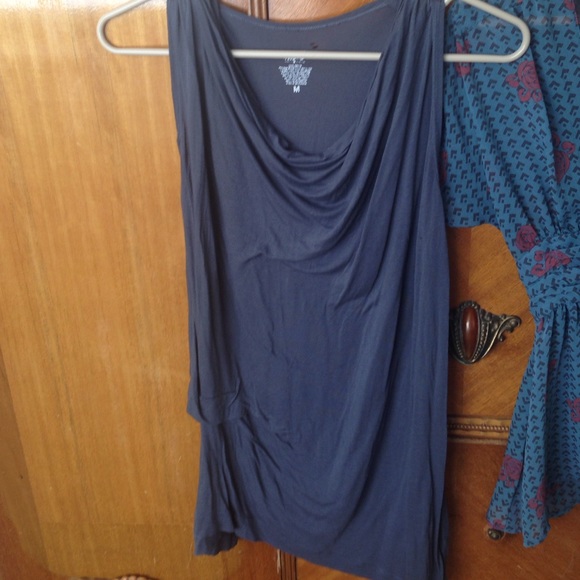 Gray top size medium