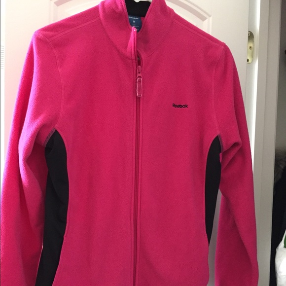 Reebok Fleece jacket! 🎀✨