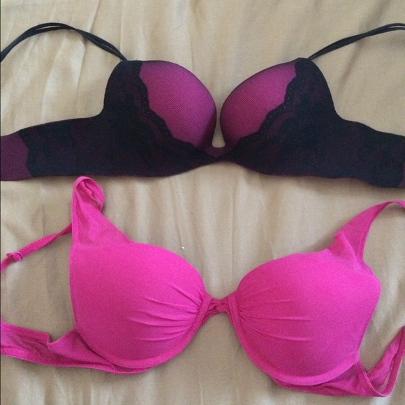 2 VS 34B very sexy line.