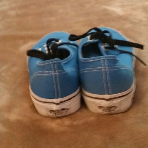 Vans shoes - Picture 3 of 4