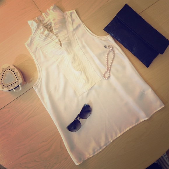 🍓2.HP🍓 J.Crew Ivory Silk Top (NWT)