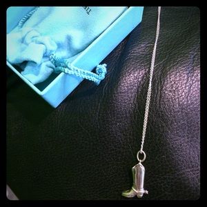 SALE 💃Tiffany and co cowboy boot necklace