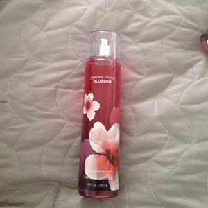Japanese cherry blossom fine fragrance mist