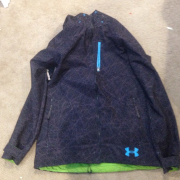 Women's XL under amour winter coat