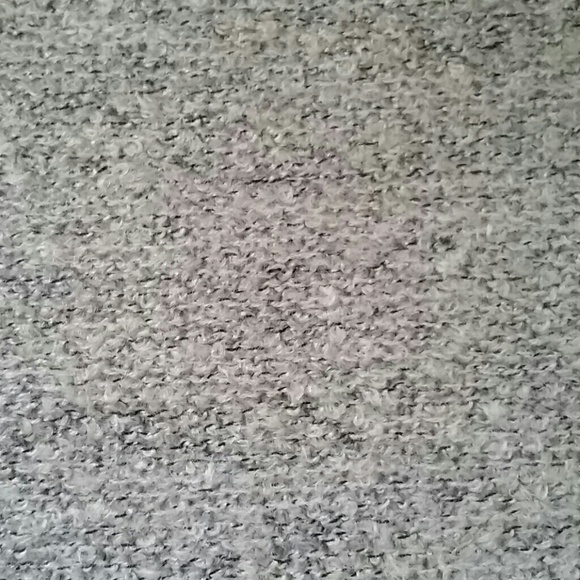 Soft Cream oversized sweater bat winged shirt - Picture 2 of 4