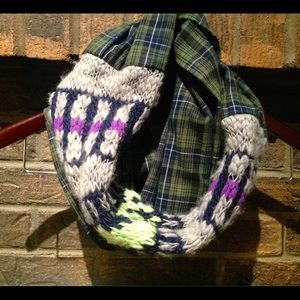 Super cute Free People infinity scarf