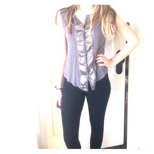 American Eagle beautiful gray shirt!