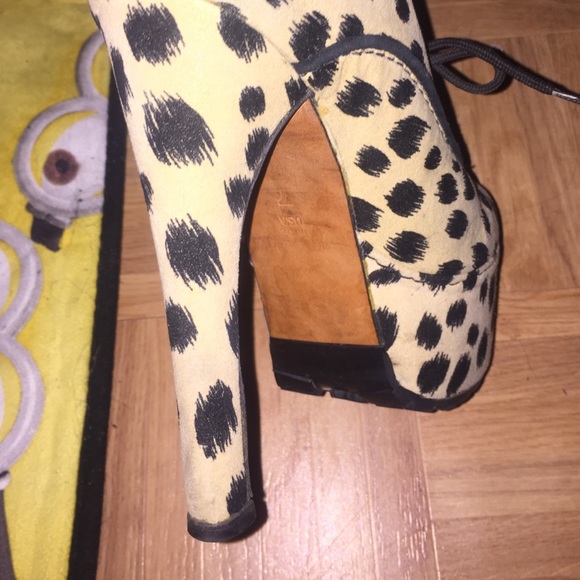 Penelope and Coco booties - Picture 4 of 4