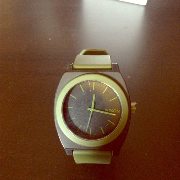Nixon Time teller p Watch