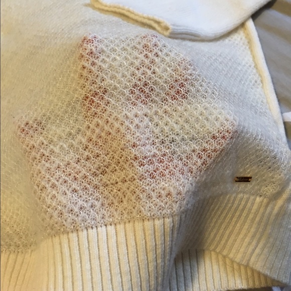 For Apryl๐ทAdorable sweater ๐ท - Picture 4 of 4