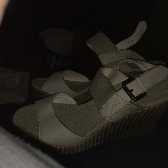 Wedges - Picture 1 of 2