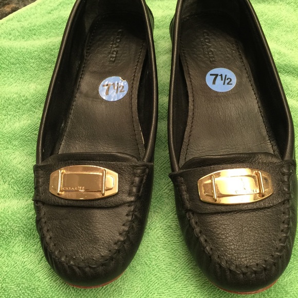 Coach flats
