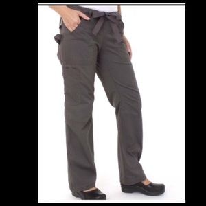 🚫hold-Koi Scrub Pants bundled w/koi top