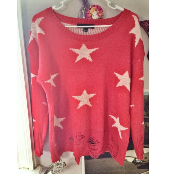 DESTROYED STAR SWEATER