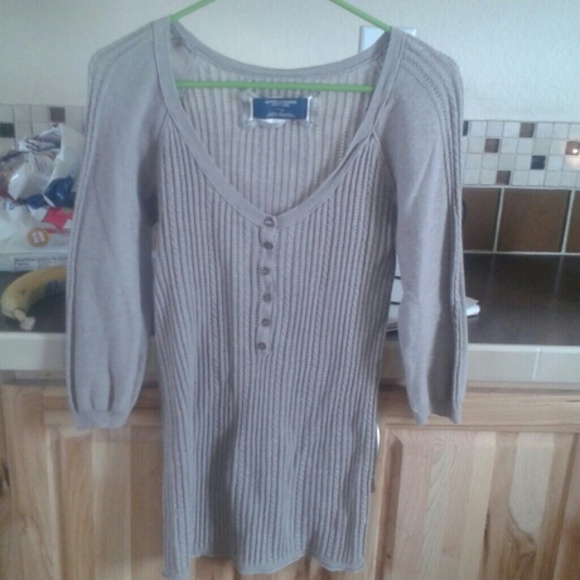 AEO 3/4 sleeve shirt!