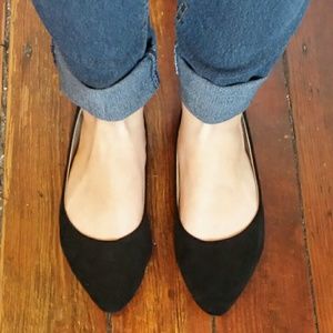 Black Pointy Toe Flats