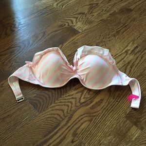 Victoria's swimsuit top