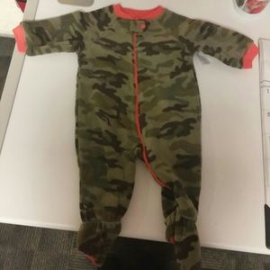 NWT army camouflage fleece one piece 3-6 months