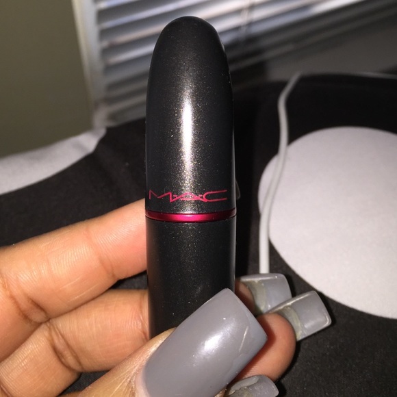 M.A.C Viva Glam Nicki 2 Amplified