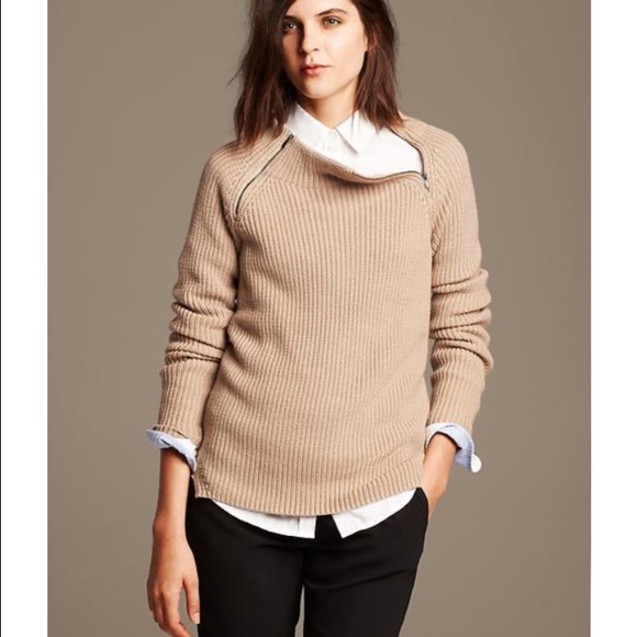 Banana Republic Sweaters - Banana Republic Zip Sweater