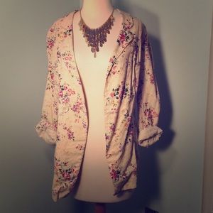 🌻 Free People Floral Blazer 🌻