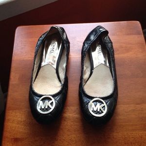 Black Michael Kors Quilted Ballet Flats