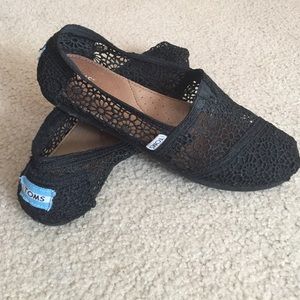 Black Crotchet Toms