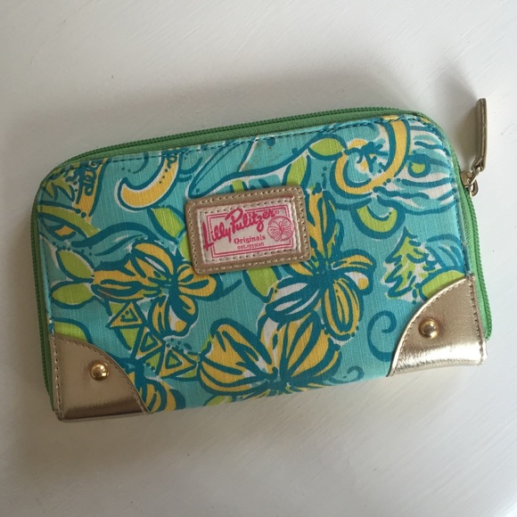 Lilly Pulitzer Tri Delta wallet/clutch