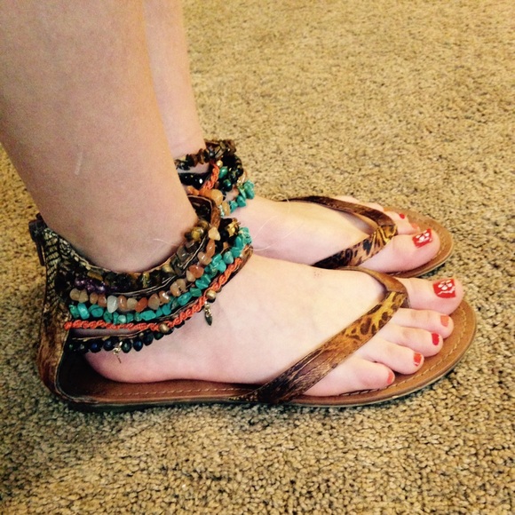 SOLD‼️ Sandals - Picture 2 of 3