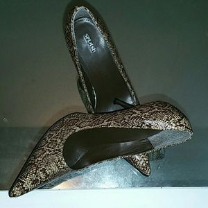 Brand new snake faux skin heels