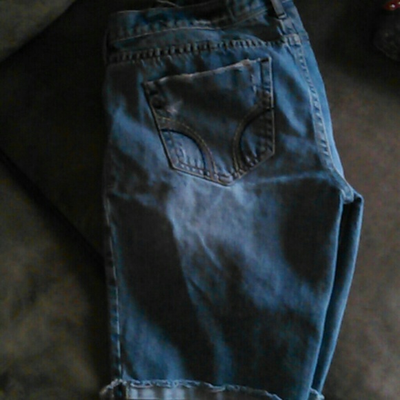 Hollister size 5 Bermuda shorts