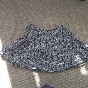 Black & white skirt