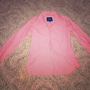 AMERICAN EAGLE CUTE BUTTON UP
