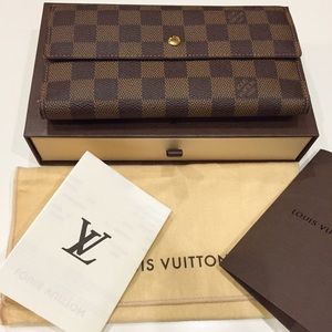 🚫SOLD🚫 LV Porte-Tresor International Wallet