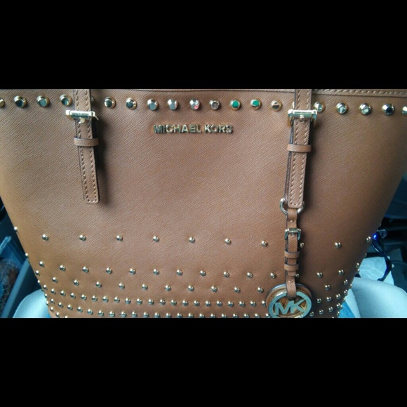 *BEAUTIFUL*Michael Kors Purse!
