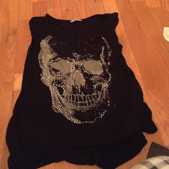 Skull muscle tee