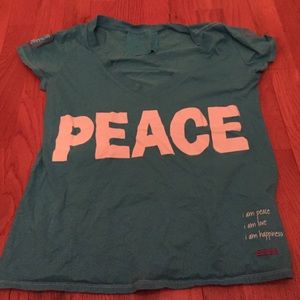 Blue peace love world top