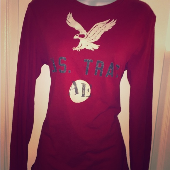 Men American eagle red long sleeve
