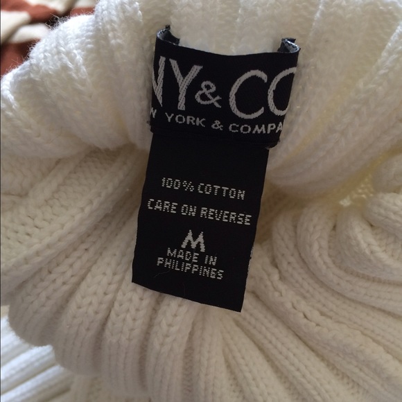 Two sweater bundle - Picture 3 of 3