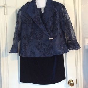 NAvy blue formal suit 14W petite