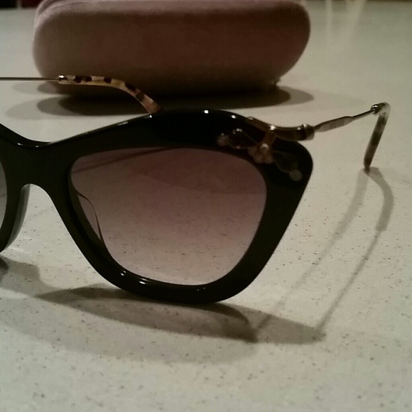 Miu Miu Sunglasses main image 4