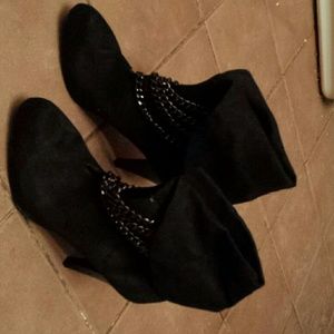 Black suede with bronze/black chain detail