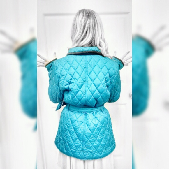 Blue Barn Coat - Picture 1 of 2