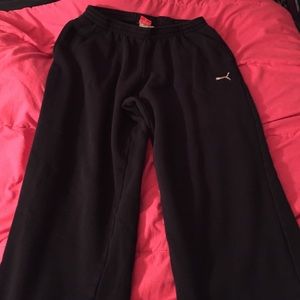 Black puma sweatpants
