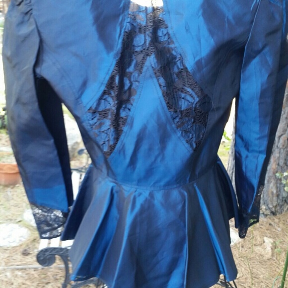 ReVamped - Picture 4 of 4