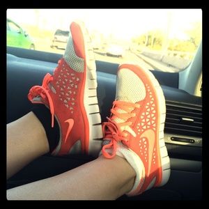 Nike free runs