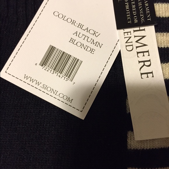 Last one🍁Adorable striped top - Picture 3 of 4