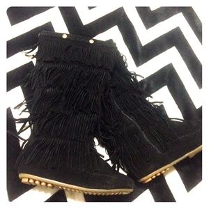 Five layer fringe boots! 😍