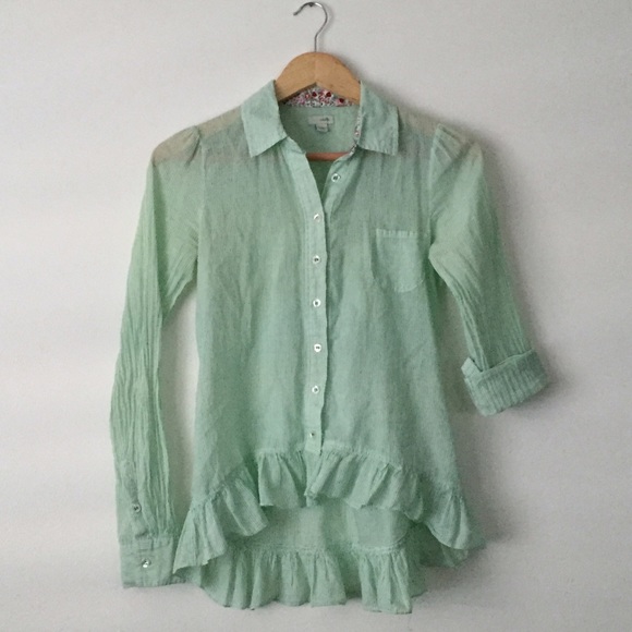 Green stripe hi-low top
