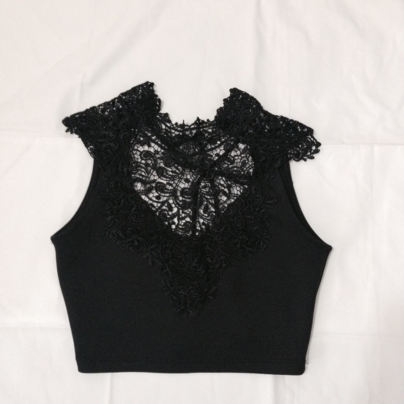 RESERVED‼️Black lace crop top